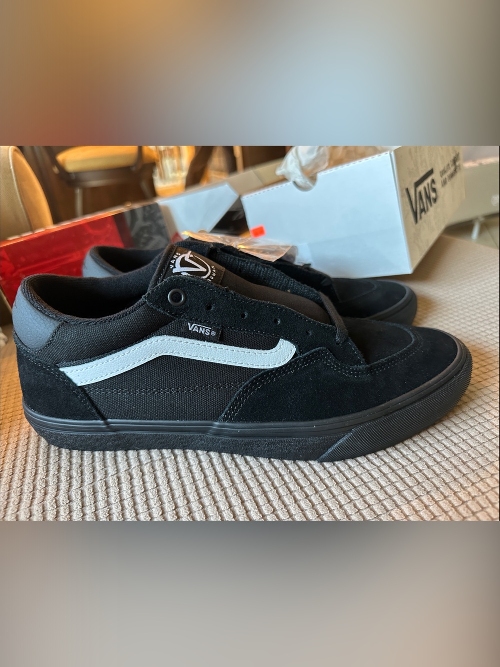 Vans Rowan Comfy Cush Vans Black White NIB